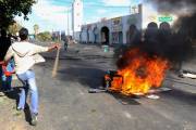 Tunisie: près d'un mois de contestation du régime Tunisie: près d'un mois de contestation du régime