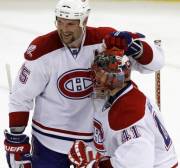 Le monde à l'envers - image 2.0 Hal Gill et Jaroslav Halak ont réussi à... (Photo: AP) - image 2.0