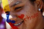 «Chavez, où es-tu?» - image 2.0 Des partisans d'Hugo Chavez ont également manifesté dans... (PHOTO LEO RAMIREZ, AFP) - image 2.0