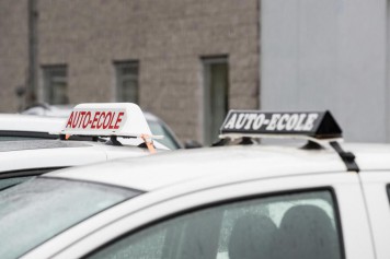 Écoles de conduite «pas chères», taux de réussite très bas