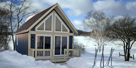 Un chalet qui plie bagage en 60 minutes Un chalet pliable facilement, grâce à un système... (Photo fournie par Les Habitations Mont-Carleton)