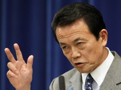 Les «descentes du ciel» seront interdites au Japon Le premier ministre Taro Aso et son gouvernement... (Photo: Associated Press)