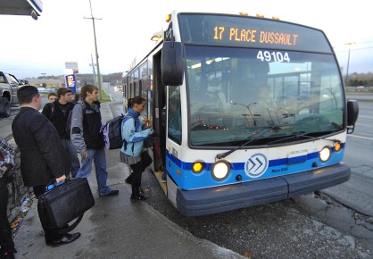 http://images.lpcdn.ca/435x290/200904/13/63276-tout-indique-etudiants-universite-sherbrooke.jpg