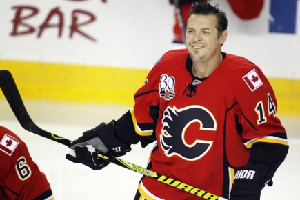 Calgary Flames 14 days until the season starts: #14 Theoren Fleury