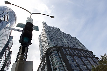 La mixité, l'avenir de l'immobilier commercial Le projet mixte de 27 étages Le Crystal de... (Photo François Roy, La Presse)