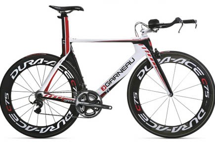 Le vélo de course sur route pour le contre-la-montre Gennix T1 Pro, profilé en soufflerie. Objectif: Tour de France. Le vélo de course sur route pour le... (Photo: Archives La Presse)