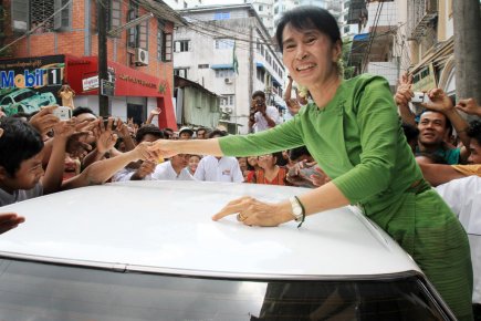 Birmanie - un zest d'ouverture de facade 402743-leader-opposition-birmane-aung-san