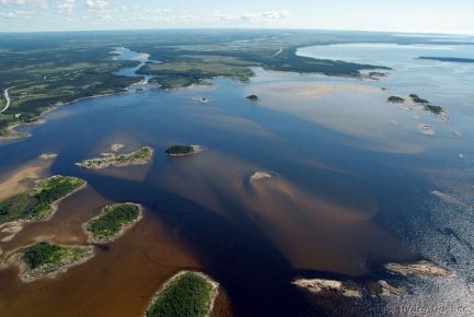 La construction du projet de La Romaine devrait entraîner la création de plus de 33 000 emplois directs et indirects et produire 1550MW. La construction du projet de La Romaine devrait... (Photo fournie par Hydro-Québec)