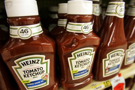 Warren Buffett s'empare du ketchup Heinz Le holding du milliardaire américain Warren Buffett, Berkshire... (Photo: AP)