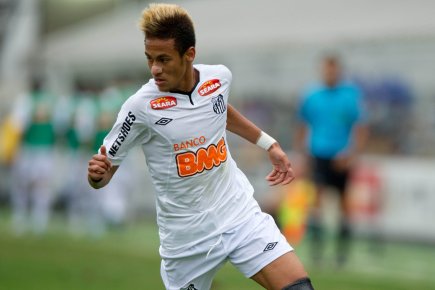 Neymar, 20 ans, est le grand espoir du... (Photo: AFP)