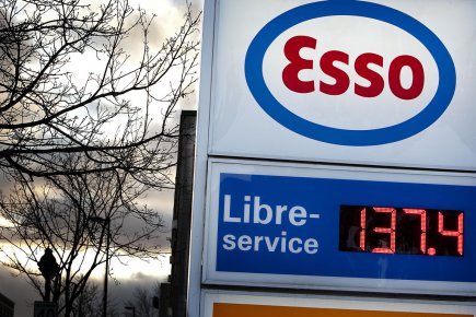 Le litre fait un bond de 10 cents: hausse «injustifiée», selon Desjardins Les représentants de l'industrie l'admettent: ils étaient en... (Photo Marco Campanozzi, La Presse)