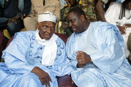 Macky Sall (à droite), ancien proche du président... (Photo: Archives AFP)