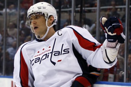 Hockey: Bauer profite du lock-out Le capitaine des Capitals de Washinton, Alex Ovechkin,... (Photo: Shannon Stapleton, Reuters)