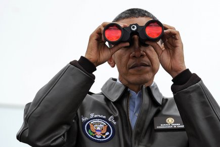 Le président américain Barack Obama regarde vers la... (Photo: AFP)