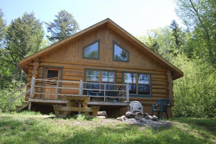 Chalets: marché favorable pour les acheteurs Outre le ralentissement économique, la demande pour les... (Photo: Simon Diotte, collaboration spéciale)