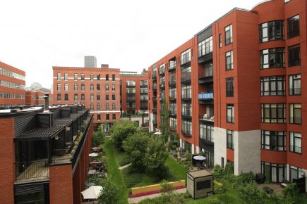 Condos: risque de surconstruction à Montréal Le marché de la revente de condos dans la région... (Photo Martin Chamberland, archives La Presse)