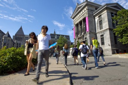 REEE: passez deux fois à la caisse! Dès qu'un premier enfant arrive aux études postsecondaires,... (PHOTO ALAIN ROBERGE, LA PRESSE)
