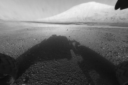 Curiosity: des premières images spectaculaires Curiosity, un robot de 900 kg et de... (Photo AFP)