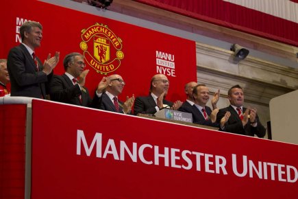 Les marchés: le trio caféiné du matin Des dirigeants de Manchester United ont fait résonner... (PHOTO ASSOCIATED PRESS)