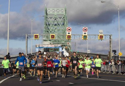 Le propriétaire du marathon de Montréal a de nouveaux maîtres Cette année, 27 000 coureurs, soit 3000 de... ((Photo La Presse))