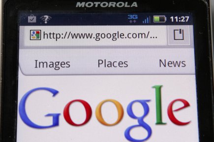Google: d'autres coupures à venir chez Motorola Google avait annoncé en août son intention de... (Photo Reuters)