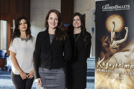 Des jeunes en art Myriam Mechouat et Jessica Drolet , du comité... (PHOTO ULYSSE LEMERISE, COLLABORATION SPÉCIALE)