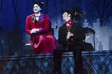 Mary Poppins : pour les 7 à 77 ans Mary Poppins reste un spectacle à l'ancienne, dépositaire... (Photo: La Presse)