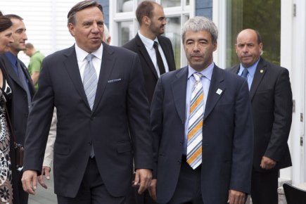 Négos Canada-Europe: trop de choses restent sur la table, selon la CAQ Le chef de la CAQ, François Legault, et... (Photo Jacques Boissinot, La Presse Canadienne)