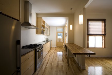 Combien pour un concepteur? Le réaménagement de cette cuisine a été conçu... (Photo fournie par Steve Montpetit)
