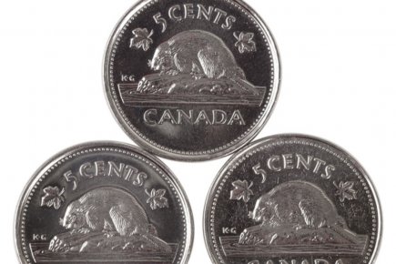 Après la disparition du sou noir, la fin des cinq cents ? Un ancien économiste de la Banque du Canada... (Photothèque La Presse)