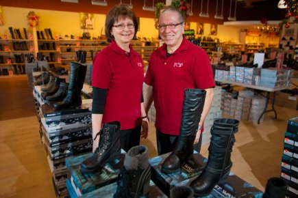 Connaître les risques Propriétaire d'une franchise de Chaussures Pop, Guy ... (PHOTO ANDRÉ PICHETTE, LA PRESSE)