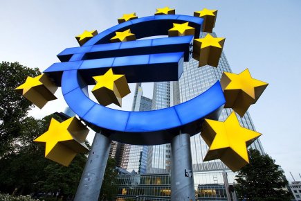 La zone euro restera en récession en 2013 Avec le renforcement de la surveillance mise en... (Photo : archives AFP)