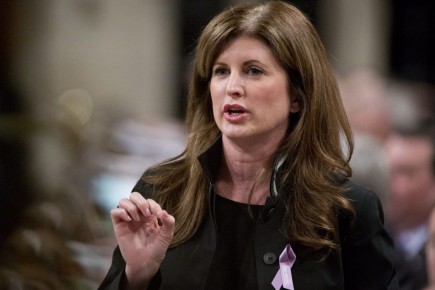 Ottawa veut plus de femmes aux conseils d'entreprises La ministre des Travaux publics, Rona Ambrose, annoncera... (Photo Adrian Wyld, archives La Presse Canadienne)