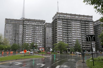 Ivanhoé Cambridge multiplie les investissements Ivanhoé Cambridge a acheté Le Rockhill en juillet... (Photo Hugo-Sébastien Aubert, archives La Presse)