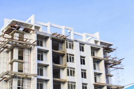 Est-il risqué d'acheter un condo sur plan ? Lorsqu'un condo est acheté sur plan, les représentations... (PHOTOS.COM)