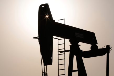 Vers 6h00, le baril de Brent de la mer du Nord pour livraison en octobre valait 51,98 dollars sur l'Intercontinental Exchange (ICE) de Londres, en hausse de 32 cents par rapport à la clôture de lundi.