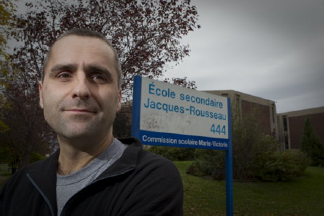 Benoît Paquin, qui enseigne le français au secondaire,... (Photo: - 205526-benoit-paquin-enseigne-francais-secondaire