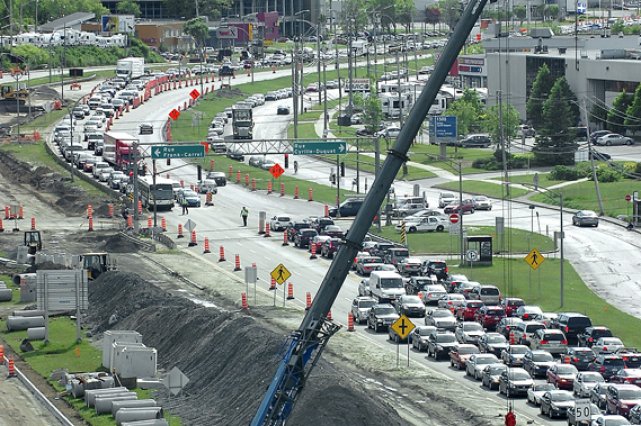 Tramway sur Charest: un pari risqué, pensent deux experts François Des Rosiers, du Centre de recherche en... (Photothèque Le Soleil, Jean-Marie Villeneuve)