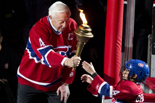 337234-jean-beliveau-passe-flambeau-tout