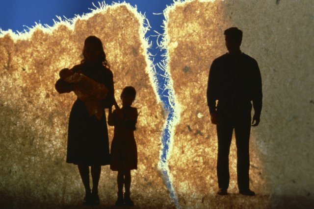 Enfants du divorce: des juges en renfort pour les Fêtes En chicane, les ex-conjoints peu conciliants demandent donc... (Photos.com)