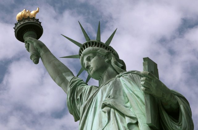 pourquoi la statue de la liberté représente la liberté