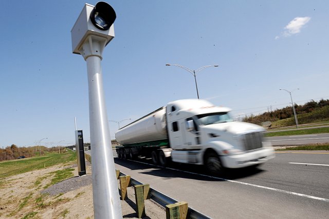 Le MTQ ajoutera 37 radars photo sur les routes L'avis d'appel d'intérêt publié mardi sur le système... (Photothèque Le Soleil, Erick Labbé)