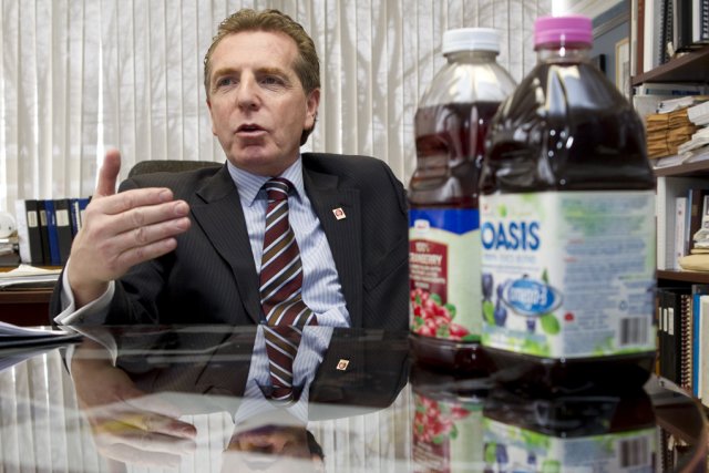 Controverse autour d'Oasis: «Le message du consommateur a été entendu» Sur la page Facebook des jus Oasis, Jean... (photo la Presse)
