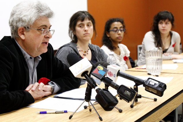 Les arrestations massives à Québec dénoncées De gauche à droite: Dominique Peschard, président de... (Le Soleil, Yan Doublet)