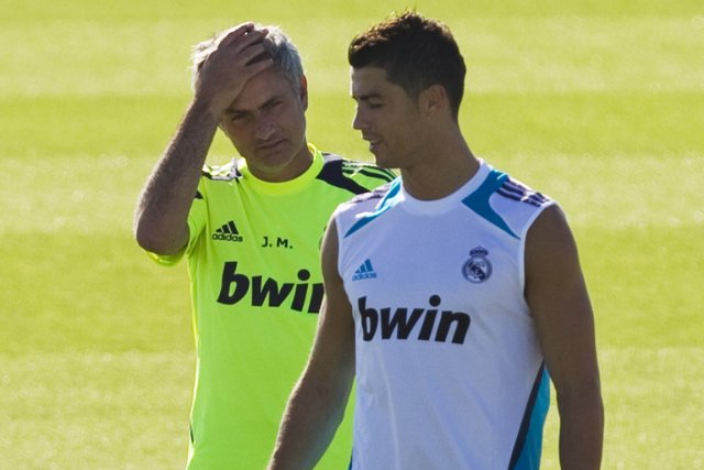 L'entraîneur du Real Madrid, Jose Mourinho, et son... (Photo: Reuters)
