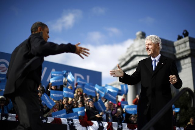L'ancien président des États-Unis Bill Clinton et le... (Photo: Reuters)
