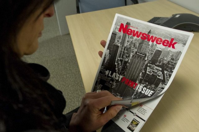 La dernière version papier du magazine Newsweek.... (AFP PHOTO / Karen BLEIER)