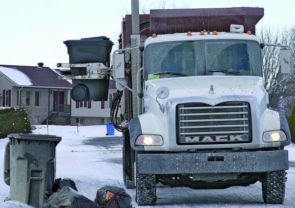 Les maires demandent une loi privée pour futur centre de traitement des matières résiduelles en Haute-Yamaska Ce que souhaite la MRC depuis le ... (photo archives la Voix de l'Est)