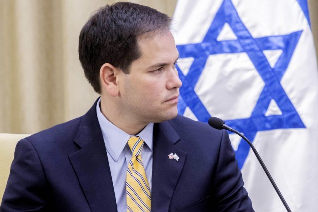 Le républicain Marco Rubio veut fournir des munitions aux rebelles syriens «L'opposition a vraiment besoin de munitions», a déclaré... (PHOTO MARCO LONGARI, AFP)