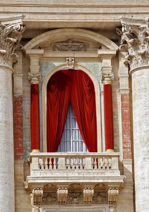 Le nouveau pape fera son apparition au balcon... (Photo: Eric Gaillard/Reuters)
